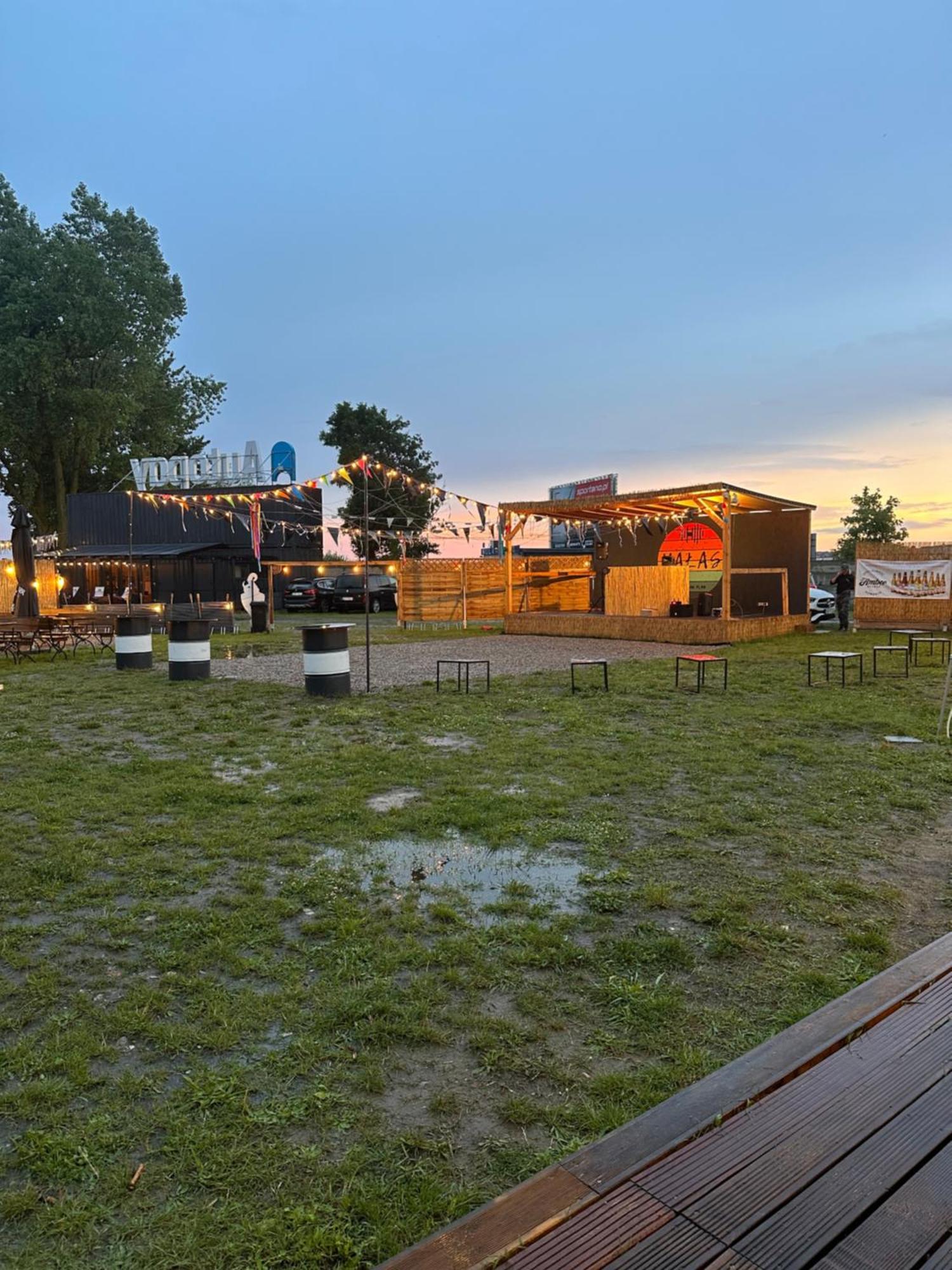 Camp Hostel Władysławowo Exteriör bild
